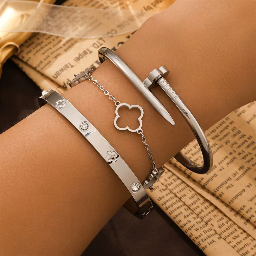 The Trinity Clover Bracelets - Silver